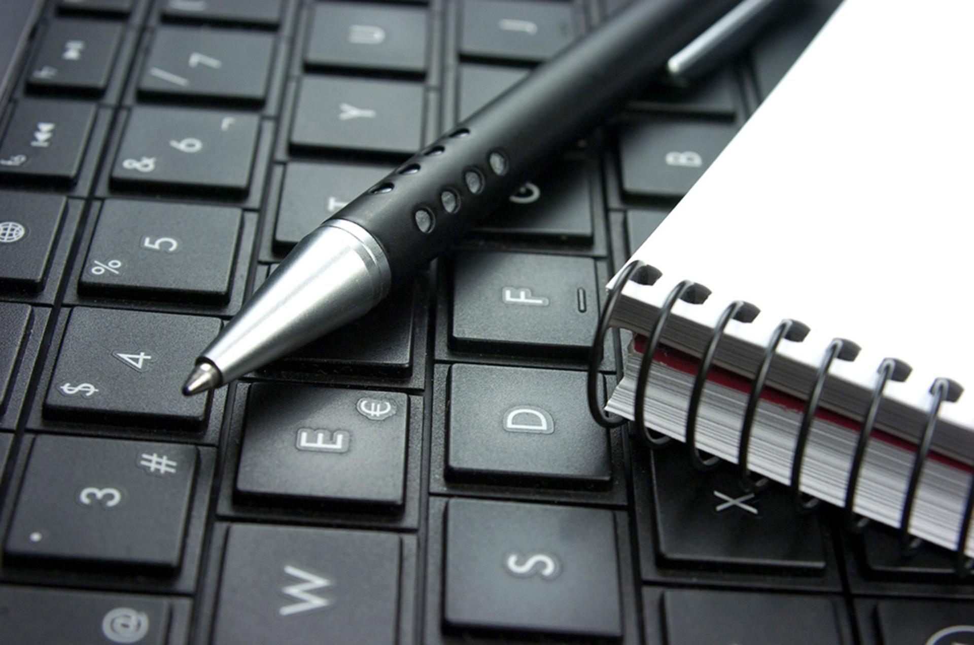 Kontakt­formular bei Elektrotechnik Buberl in Bad Soden am Taunus