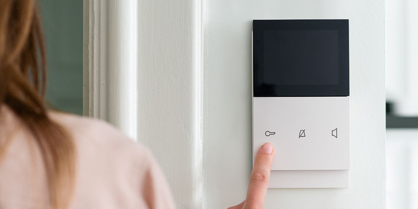 ELCOM.TOUCH bei Elektrotechnik Buberl in Bad Soden am Taunus